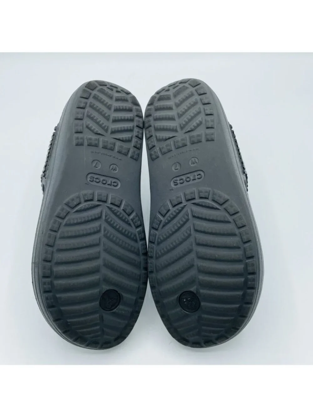 Crocs Shoes Womens Size 7 Black Slip On Thong Sandals Comfort Lightweight - Picture 9 of 11